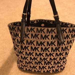 Michael Kors Shoulder Bag
